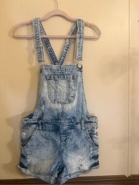 Wallflower Denim Short Overalls Medium Acid Wash Distressed Shortalls EUC